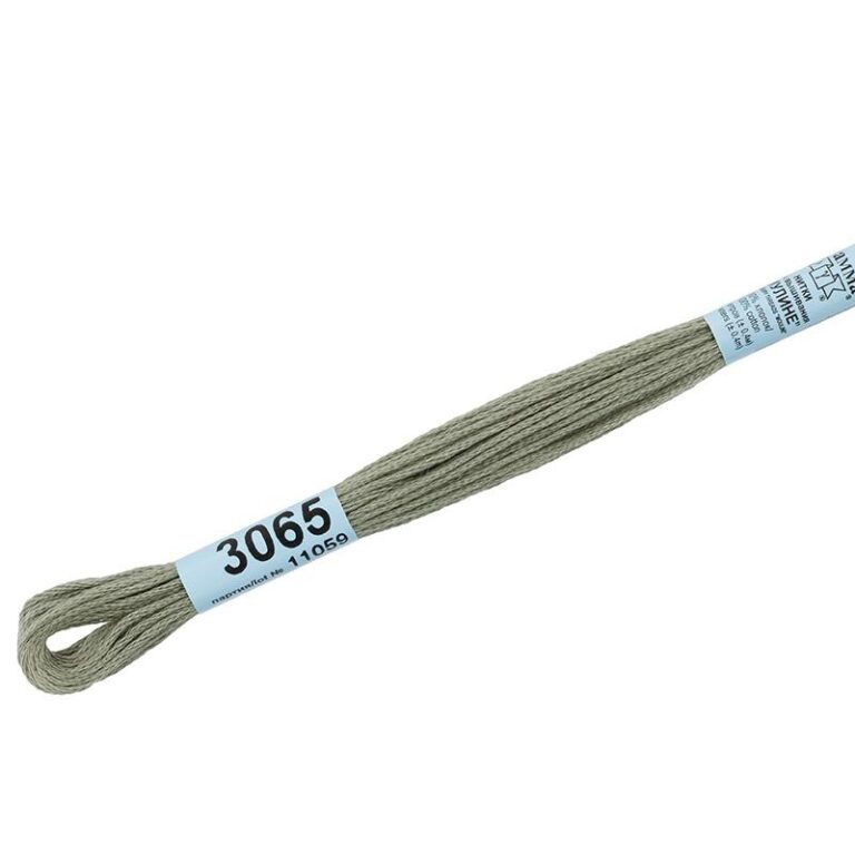 Нитки для вышивания мулине №3065 Гамма = №522 DMC (цвет: оливковый; длина: 8м)